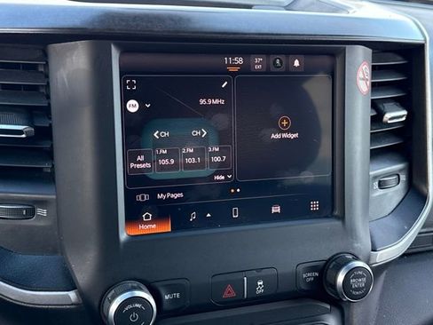 Used 2023 RAM 2500 Big Horn w/ Level 1 Equipment Group image 21