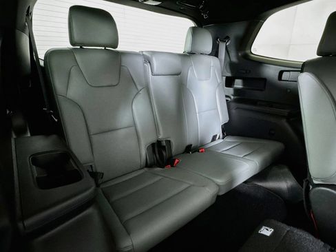 Used 2024 Kia Telluride EX X-Line AWD/4WD image 28