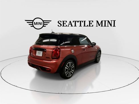 Used 2021 MINI Cooper S w/ Coral Red Edition FWD image 11