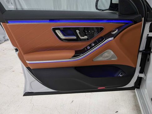 New 2025 Mercedes-Benz S 580 4MATIC Sedan image 23