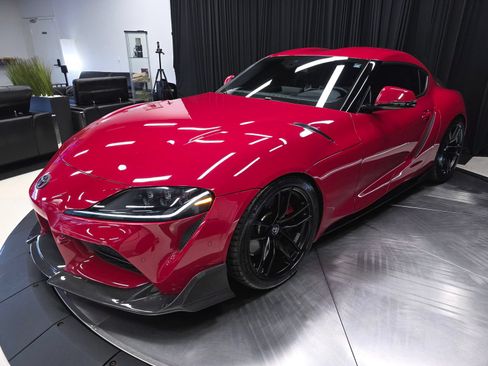 Used 2020 Toyota Supra Launch Edition w/ Driver Assist Package RWD image 13