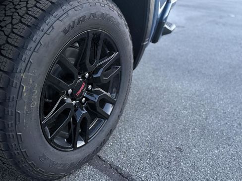 New 2026 GMC Sierra 1500 Elevation w/ Elevation Premium Package image 11