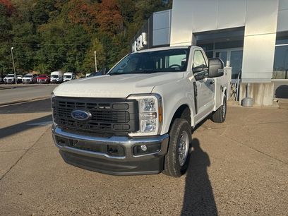 New 2025 Ford F350 XL w/ XL Chrome Package