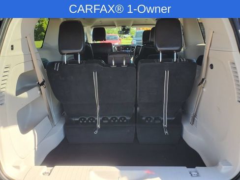 Used 2024 Chrysler Pacifica Touring-L FWD image 28