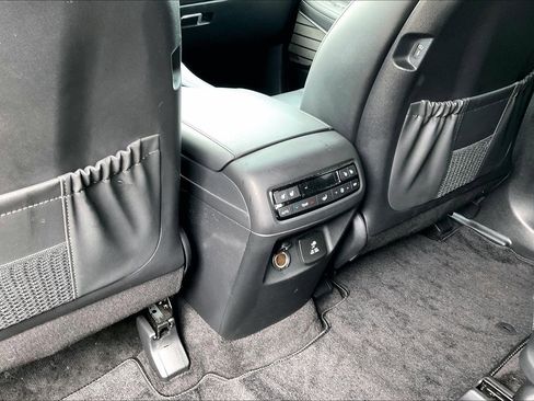 Used 2024 Hyundai Palisade Calligraphy AWD/4WD image 8