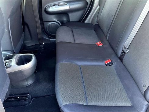 Used 2013 Nissan Juke S image 16