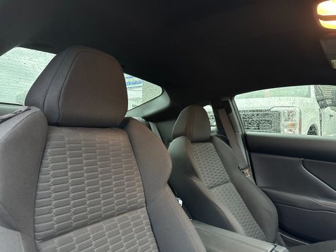 Used 2023 Toyota GR86 Base w/ ALL Weather Mat Package (TMS) image 16