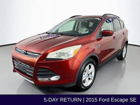 Used 2015 Ford Escape SE w/ Equipment Group 201A AWD/4WD image 4