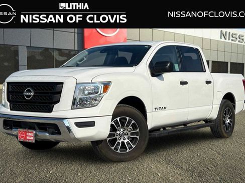 Used 2023 Nissan Titan SV image 1