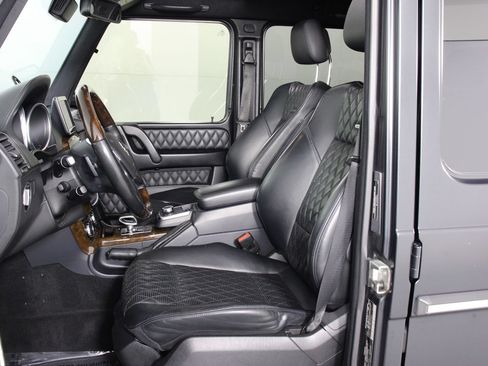 Used 2015 Mercedes-Benz G 63 AMG 4MATIC image 31