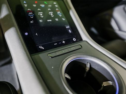 Certified 2023 Porsche Taycan 4S image 20