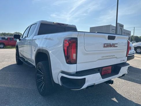 Used 2024 GMC Sierra 1500 AT4 w/ Technology Package AWD/4WD image 4