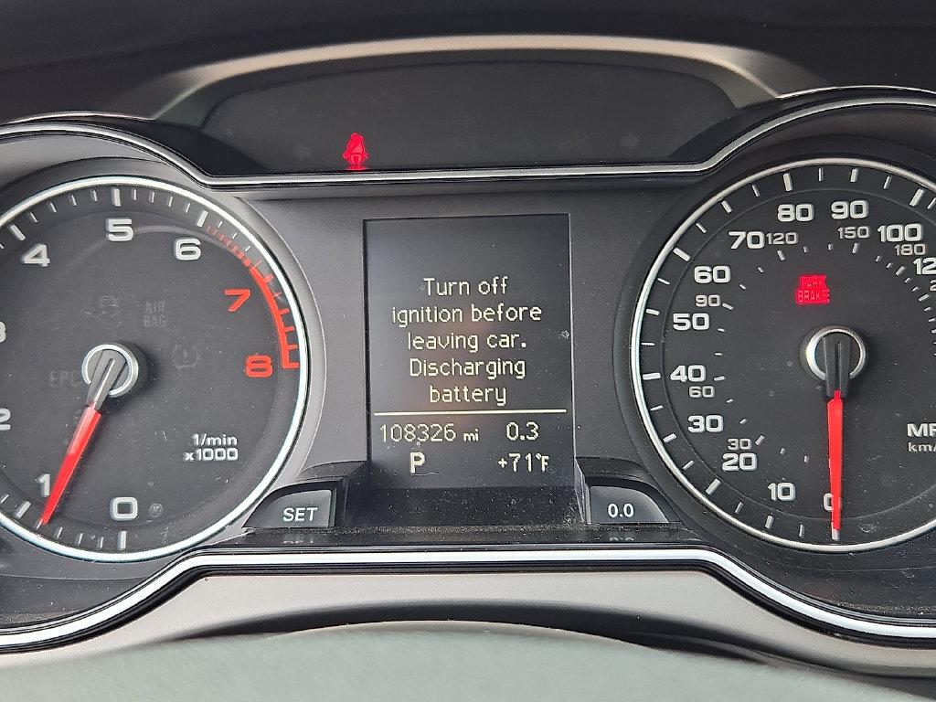 Used 2013 Audi A4 2.0T Premium w/ Convenience Pkg AWD/4WD image 21