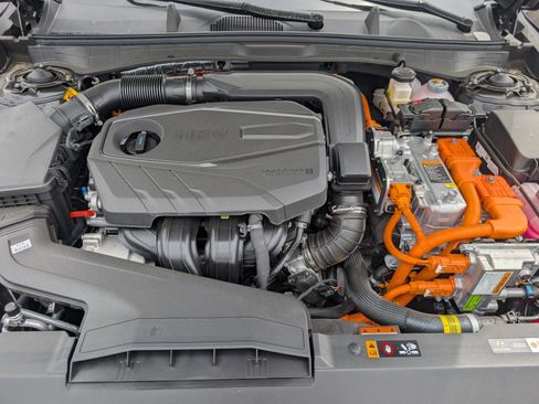 Used 2025 Hyundai Sonata SEL FWD image 15