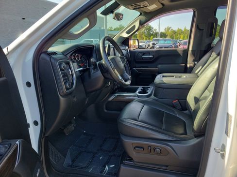 Used 2019 Chevrolet Silverado 1500 LT Trail Boss AWD/4WD image 15