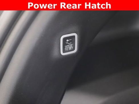 Used 2024 Jeep Wagoneer Launch Edition image 32