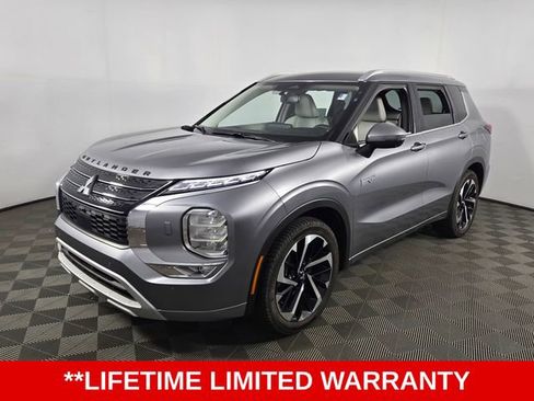 Used 2023 Mitsubishi Outlander SEL AWD/4WD image 3