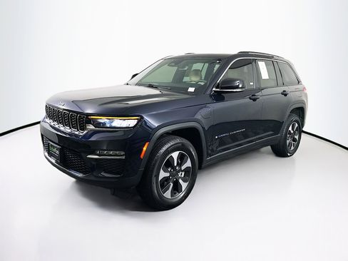 Used 2024 Jeep Grand Cherokee Limited 4xe AWD/4WD image 3