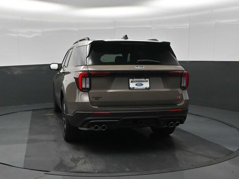 New 2026 Ford Explorer ST image 7