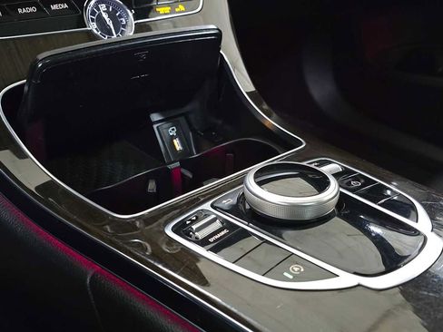 Used 2020 Mercedes-Benz C 300 4MATIC Sedan image 34