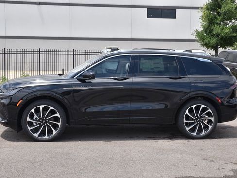 New 2026 Lincoln Nautilus Black Label AWD/4WD image 18