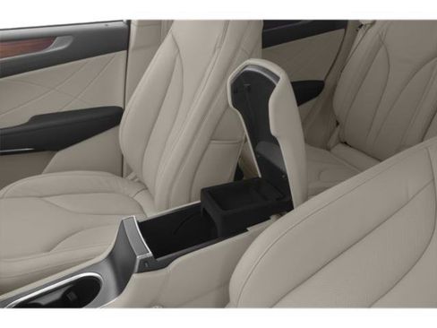 Used 2018 Lincoln MKC Select w/ Select Plus Package image 14