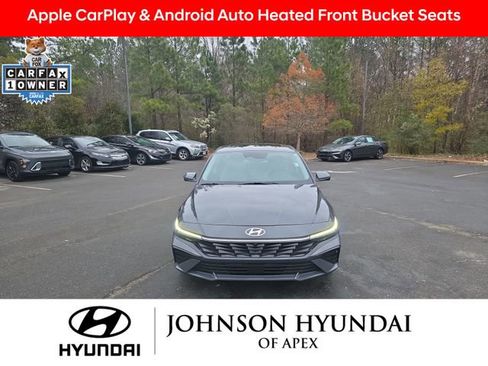 Certified 2024 Hyundai Elantra Limited image 11