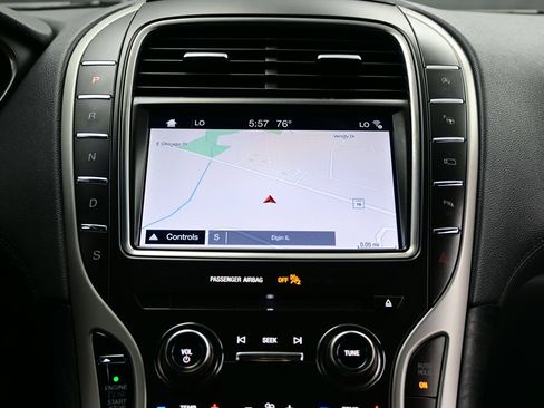 Used 2019 Lincoln Nautilus Reserve w/ Drivers Assistance Package AWD/4WD image 25