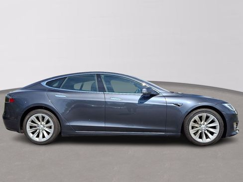 Used 2018 Tesla Model S 100D AWD/4WD image 7