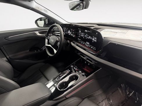New 2026 Audi A6 Premium Plus AWD/4WD image 9
