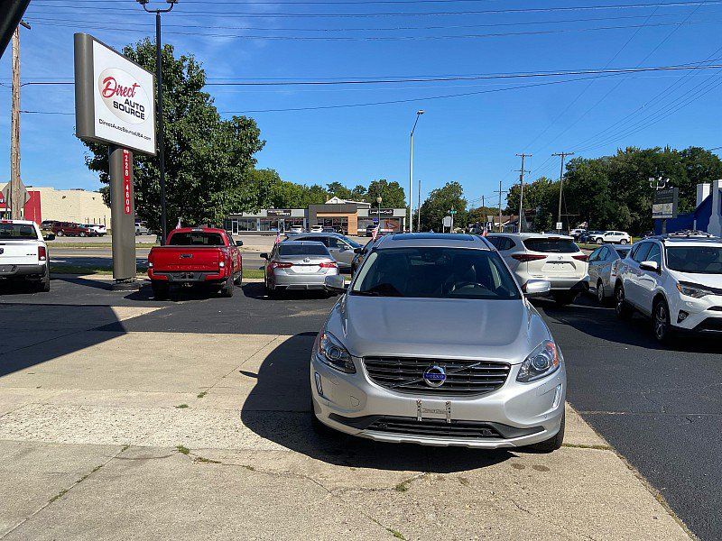 Used 2017 Volvo XC60 T5 Inscription w/ Preferred Option Package AWD/4WD image 4