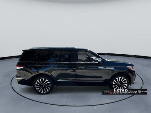 Used 2024 Lincoln Navigator Black Label image 3