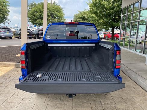 Used 2024 Nissan Frontier PRO-4X w/ Pro Convenience Package AWD/4WD image 9
