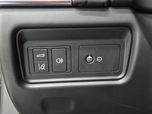 Used 2020 Jaguar F-TYPE Coupe image 18