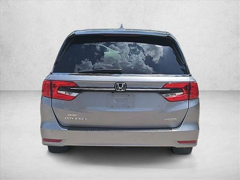 Used 2024 Honda Odyssey Touring image 7