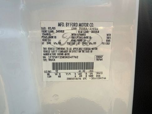 Used 2005 Ford F150 Lariat image 29