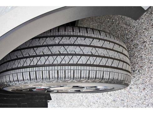 Certified 2026 Kia Sorento SX Prestige w/ Olive Brown Leather Package image 28