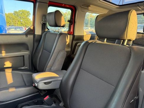 Used 2005 Honda Element EX image 8