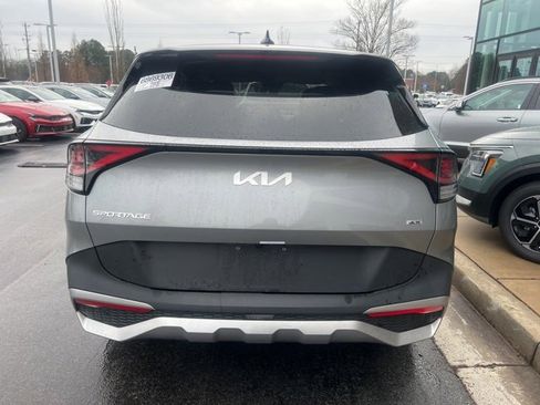 Certified 2024 Kia Sportage LX image 5