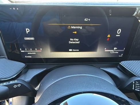 New 2026 Nissan Kicks SR w/ Cold Weather Package image 21