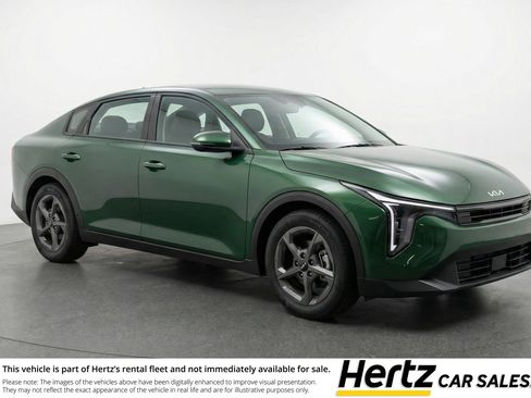 Used 2025 Kia K4 FWD image 1