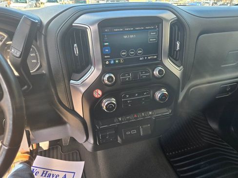 Used 2023 GMC Sierra 2500 SLE AWD/4WD image 9