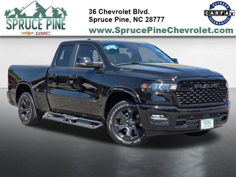 Used 2025 RAM 1500 Big Horn AWD/4WD image 1