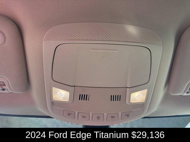 Used 2024 Ford Edge Titanium AWD/4WD image 24