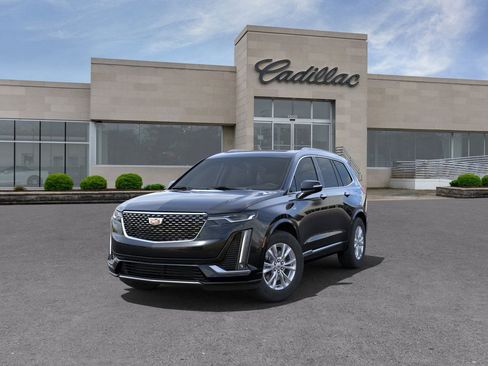 New 2025 Cadillac XT6 Luxury image 8