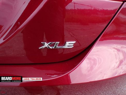 Used 2018 Toyota Camry XSE image 12