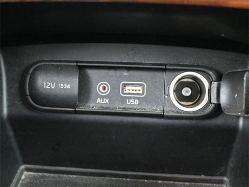 Used 2016 Kia Sorento EX image 23