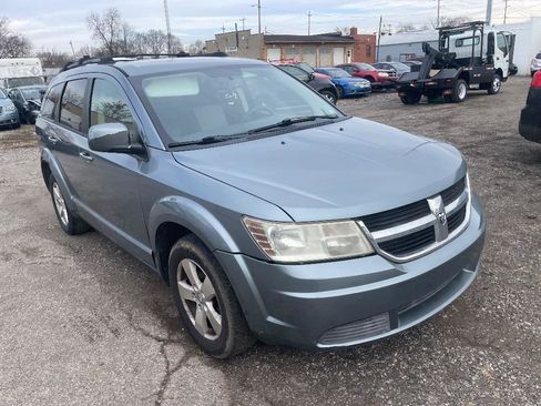 Used 2009 Dodge Journey SXT w/ Flexible Seating Group image 3