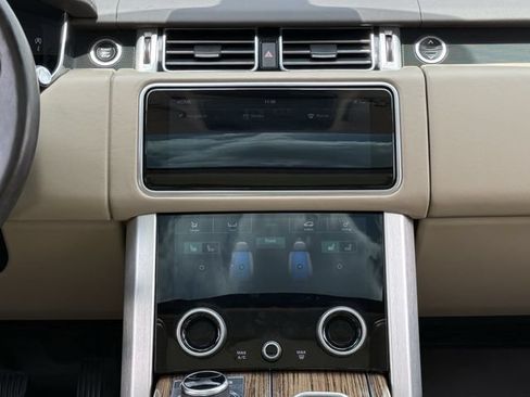 Used 2018 Land Rover Range Rover Supercharged AWD/4WD image 17