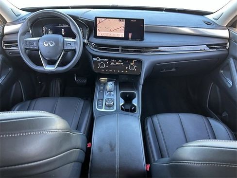 Certified 2025 INFINITI QX60 Luxe image 16